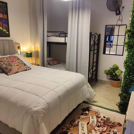 Vintage Lux Homes Vrasná Eksteriør bilde